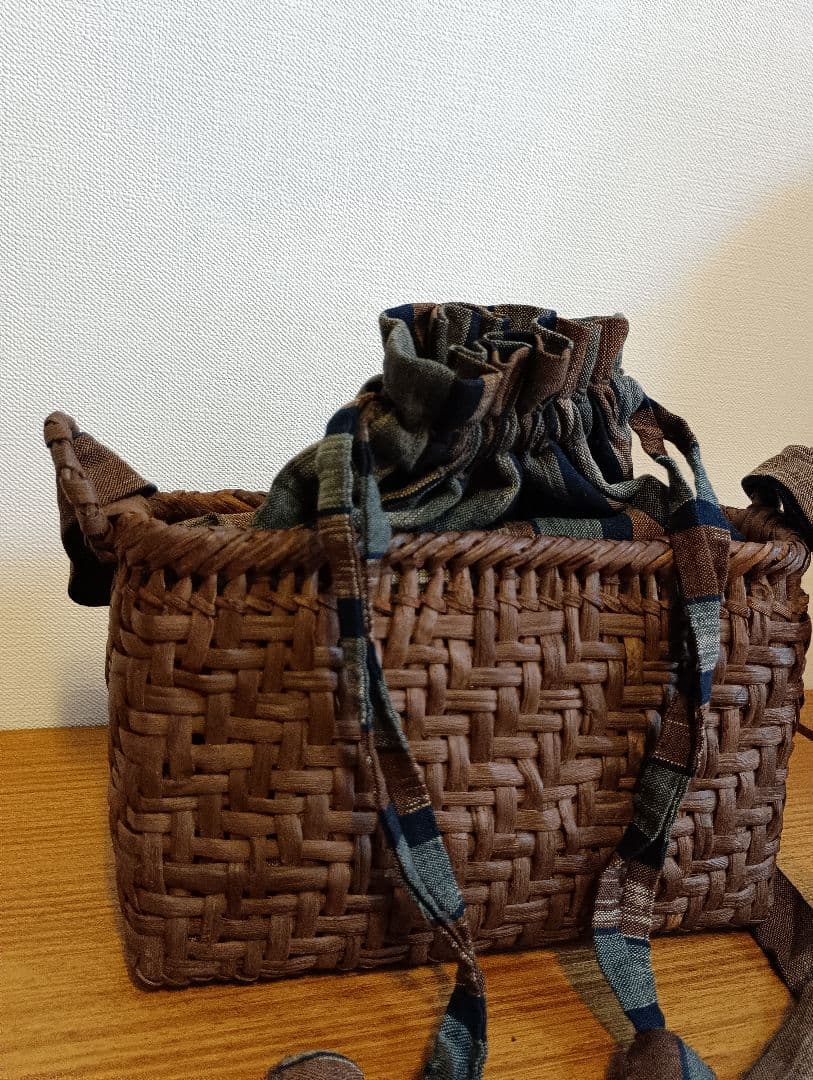 山葡萄 籠 ポシェット ショルダー 山ぶどう 作家さん