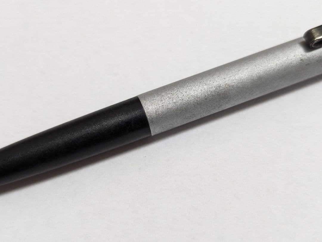 montblanc caressa　429　廃盤ボールペン　ノック式　カレッサ