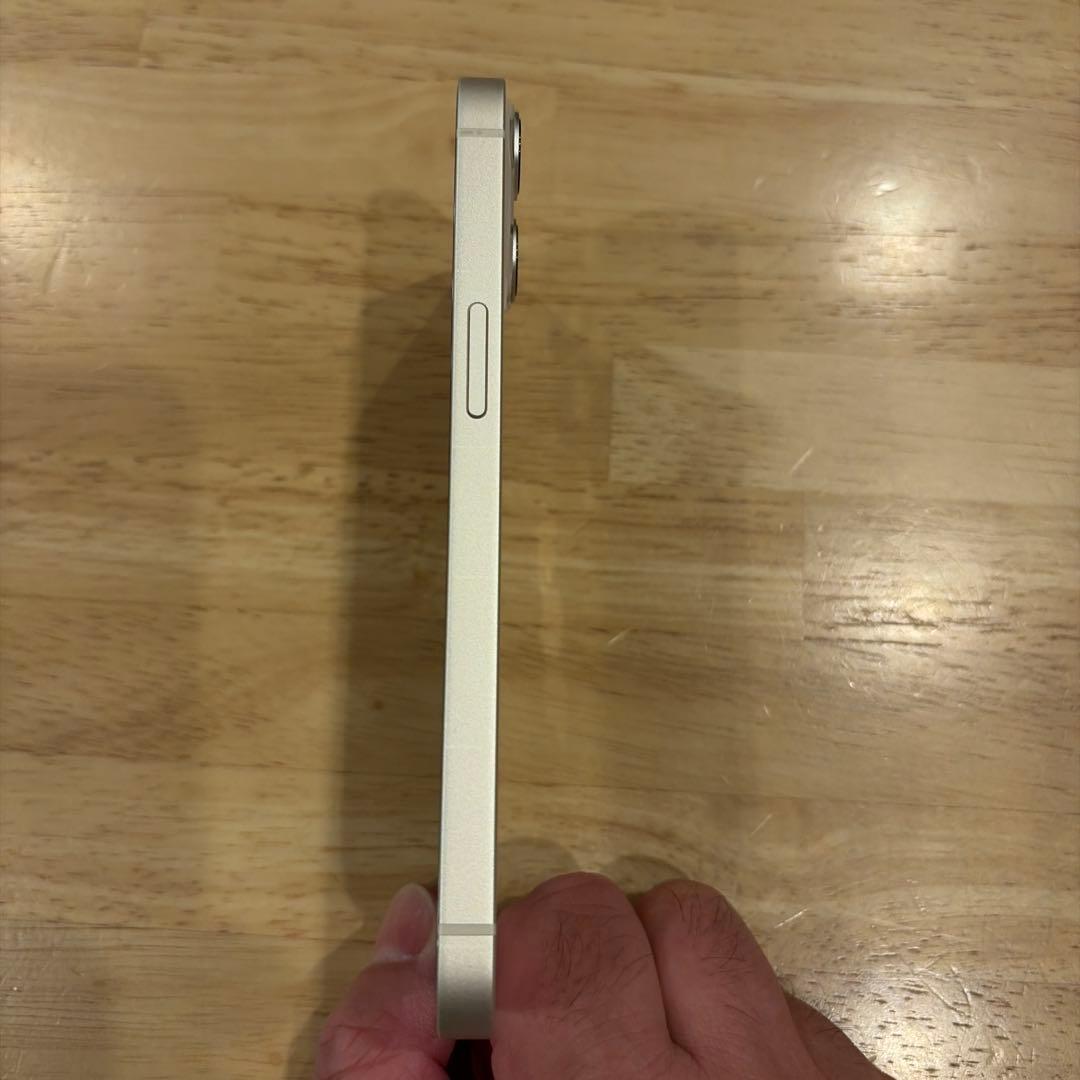 iPhone 13 本体　バッテリー80％ スターライト　128GB