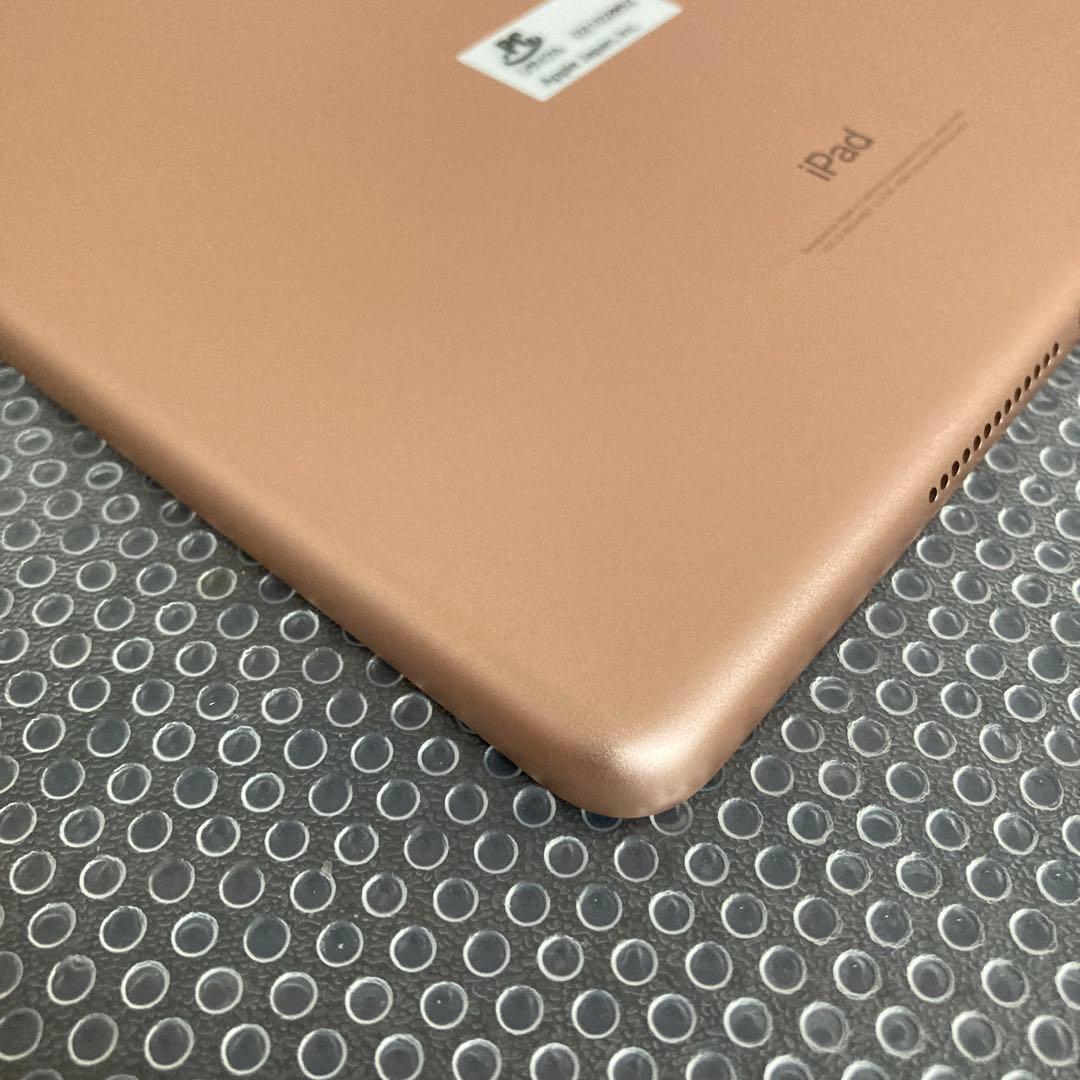 1050 電池最良好☆比較的美品☆iPad6第6世代 32GB WIFIモデル☆