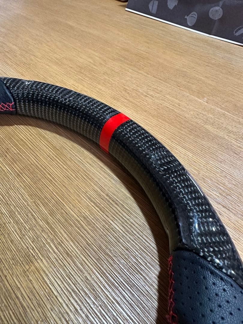 H*a様 86. カーボンファイバー スポーツステアリング大幅値段交渉OK