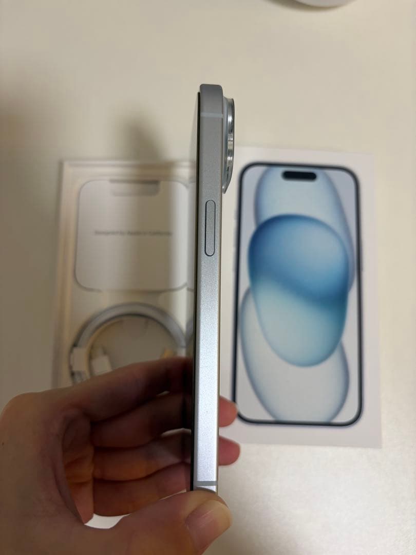 Apple iPhone 15 ブルー　128GB