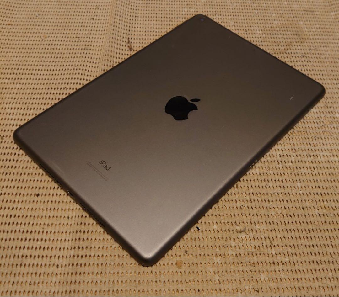 完動品液晶無傷iPad第7世代(A2197)本体32GBグレイ送料込Z63F2