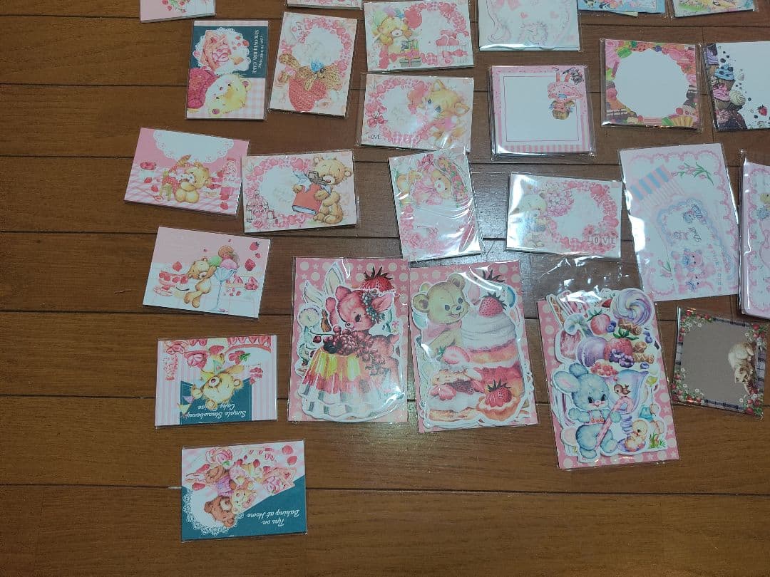 大量！素材紙 コラージュ おすそ分け 紙もの メモ用紙 まとめ売り 150冊位