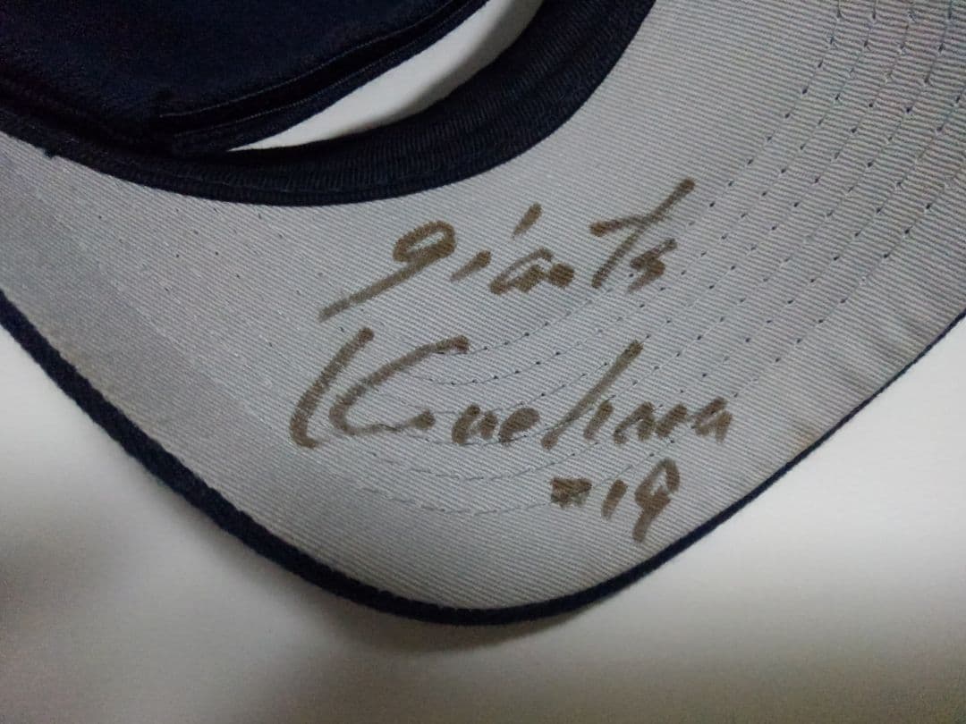 読売ジャイアンツ上原浩治直筆サイン キャップ