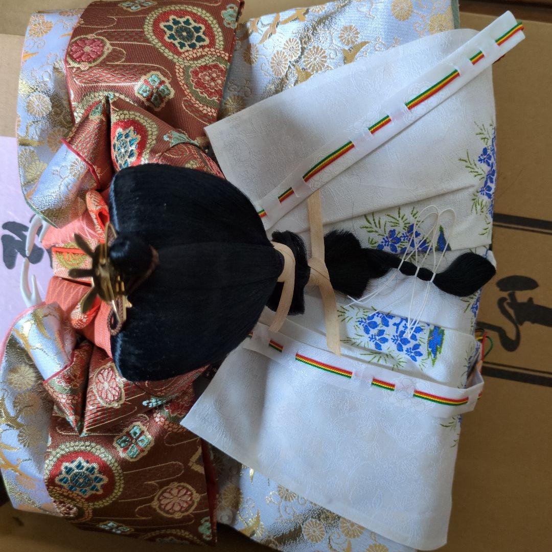 (2)雛人形　5人飾り木製塗二段の人形、段、親王台セット セット11000円