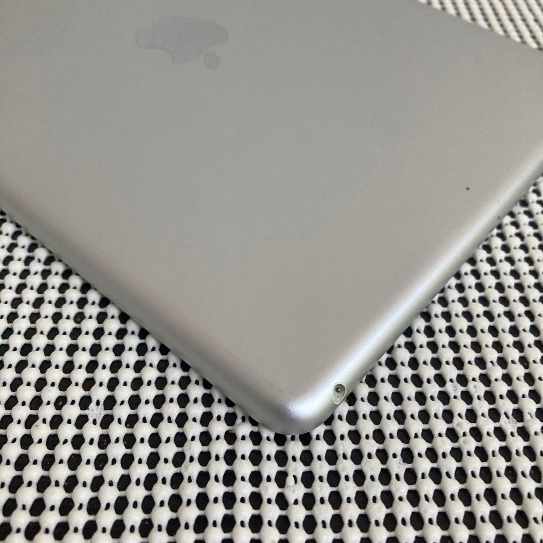 2372【早い者勝ち】外観美品☆iPad6第6世代128GB WIFIモデル☆