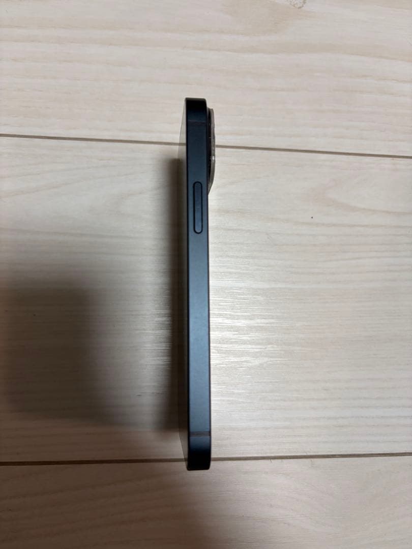 Apple iPhone 13 mini 128G SIMフリー　カメラ割れ有り