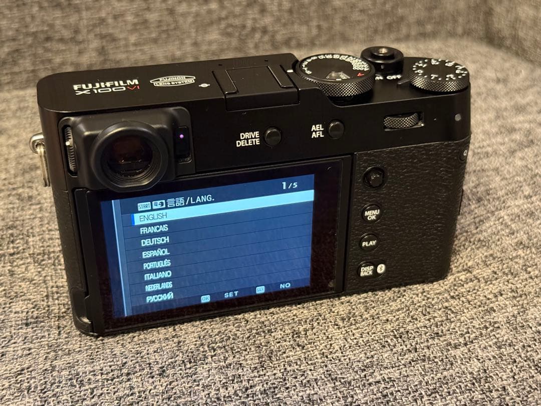 【多言語/修理点検品/値下げ/アクセサリー】FUJIFILM X100VI(黒)