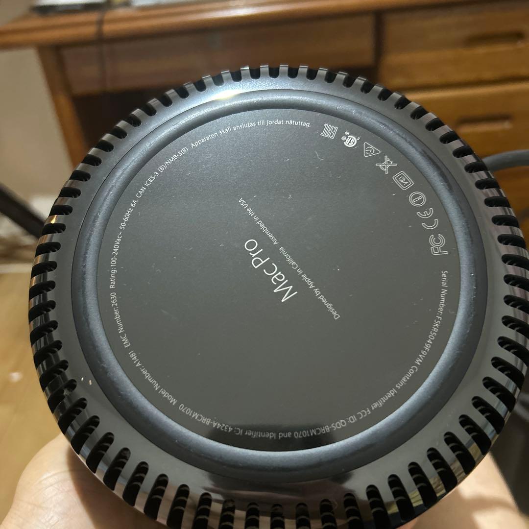 『爆速』Mac Pro 3.7GHz メモリ32GB SSD 1TB