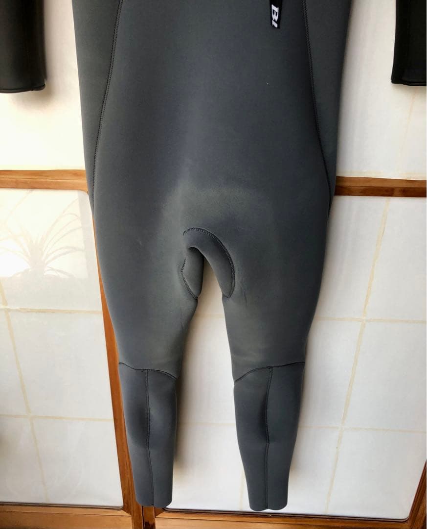 BEウェット セミドライスーツ