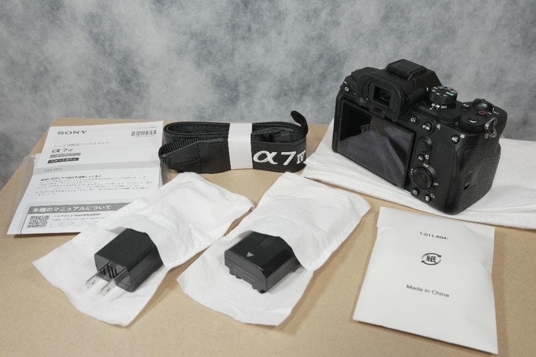 SONY α7 IV ILCE-7M4 ボディ 箱・付属品付き