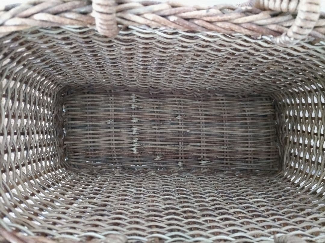 青森　宮本工芸　あけびカゴバッグ