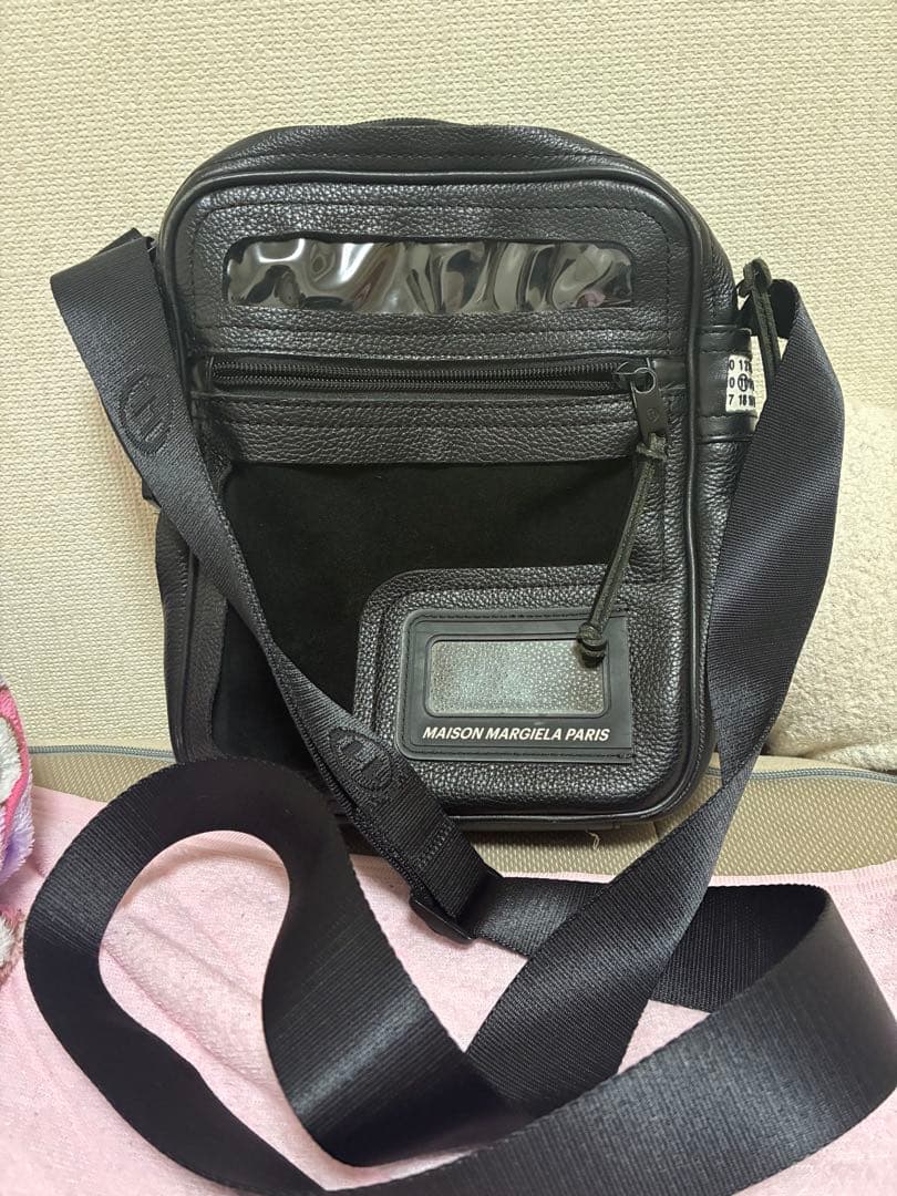 MAISON MARGIELA ブラックショルダーバッグ