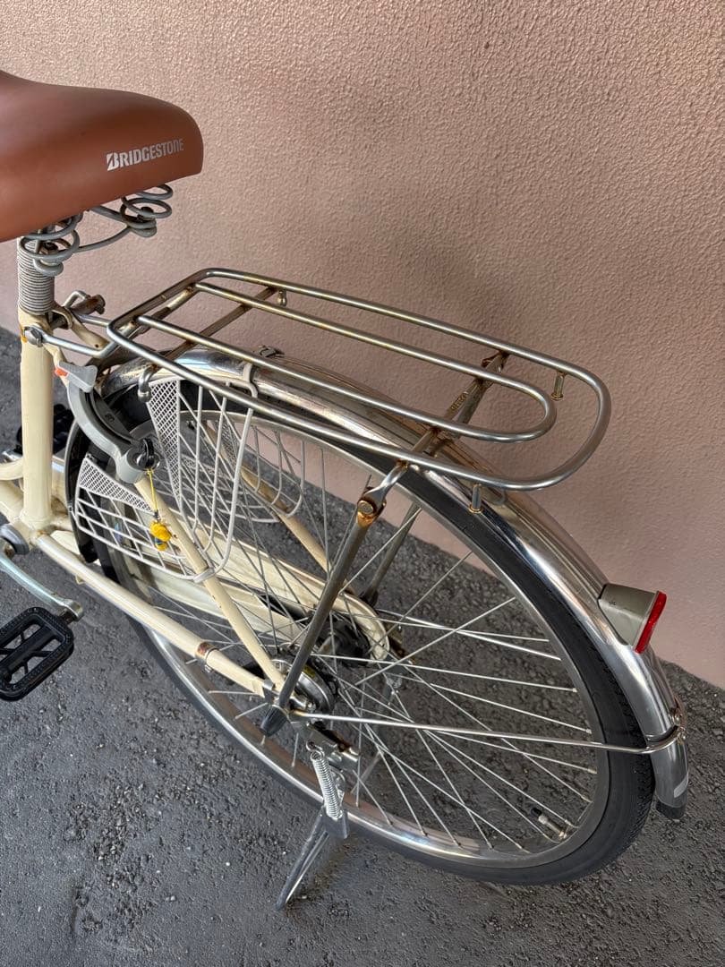 シティサイクル クリーム色 ブラウンサドル　ブリヂストン プレイヤー