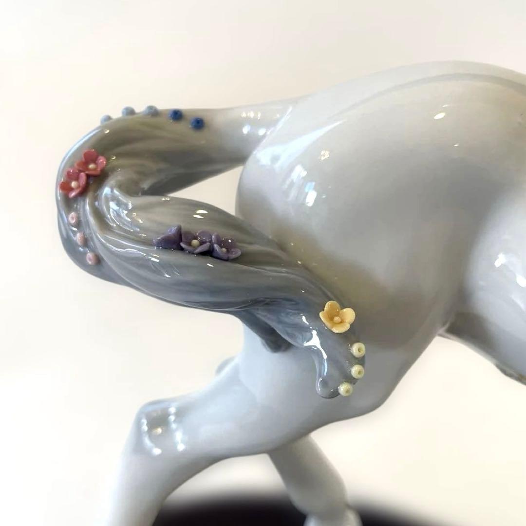 LLADRÓリヤドロTheHorse 馬　ゾディアック 十二支 干支フィギュリン