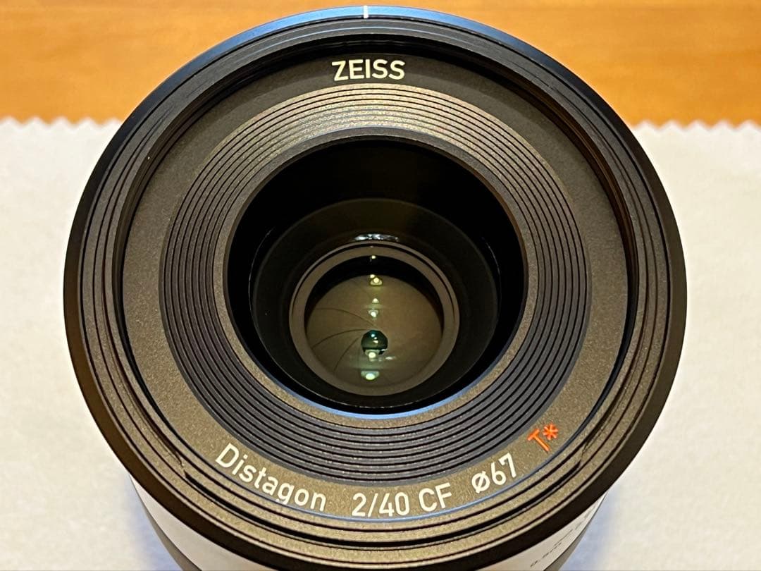 ZEISS ツァイス Batis 2/40 CF E-Mount