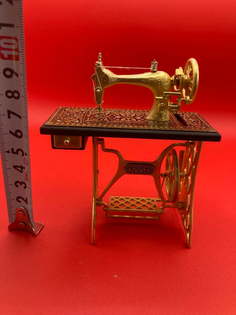 CREDAN スペイン製 ミシン ミニチュア 置物 飾り物 アンティーク