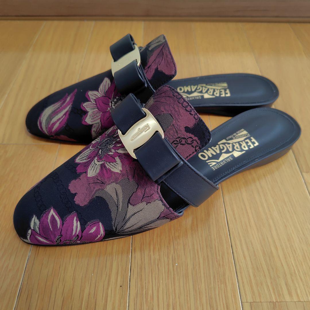 ✨️極美品✨️サルヴァトーレ フェラガモ ヴァラリボン　サンダルミュール送料無料