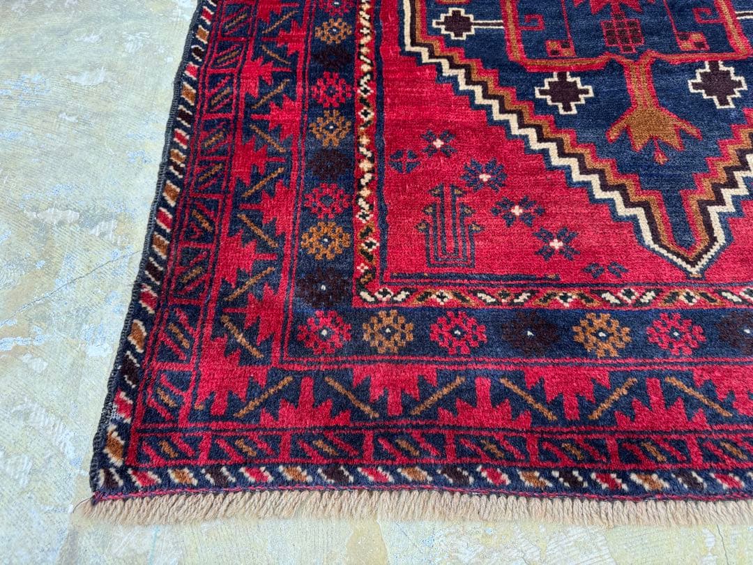 トライバルラグ ヴィンテージ家具 218×114cm 手織り 絨毯 カーペット