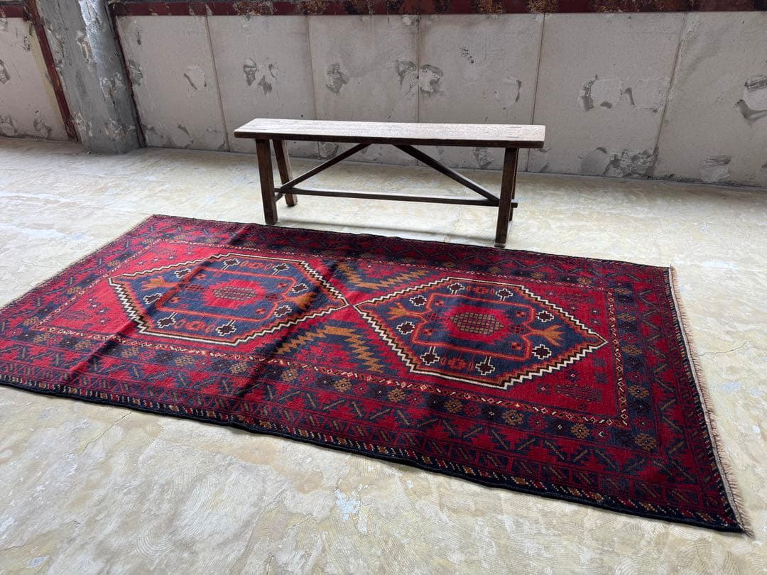 トライバルラグ ヴィンテージ家具 218×114cm 手織り 絨毯 カーペット