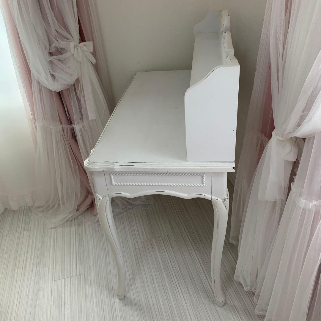 リュバンシュ　吉川ひなの　レア　ロマプリ　人気完売　クラシック　ホワイト デスク