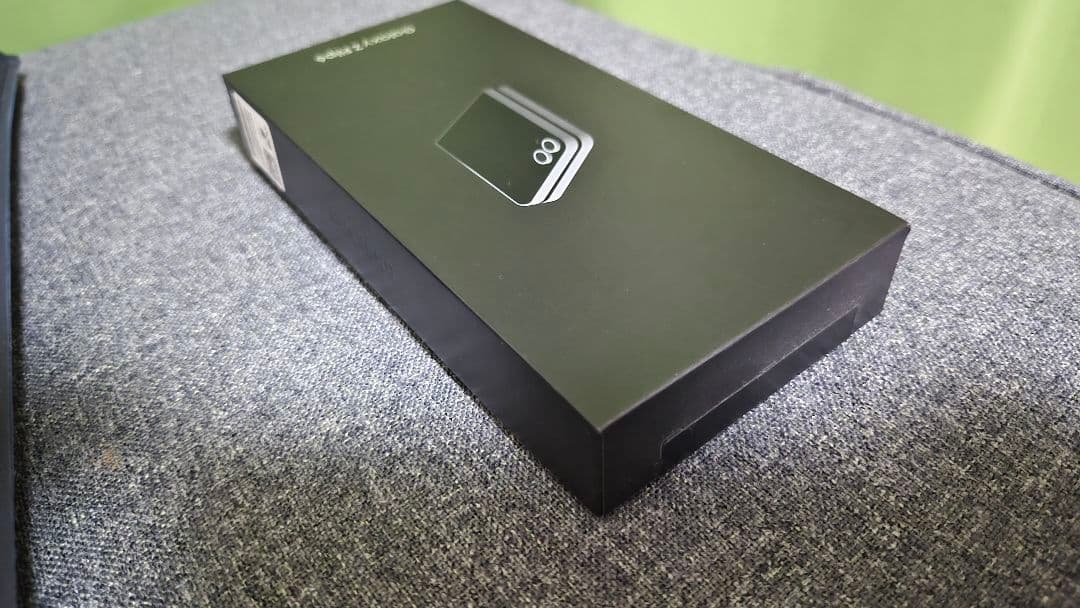 K*o様 【超美品】Galaxy ZFlip6 512GB 国内版 SIMフリー