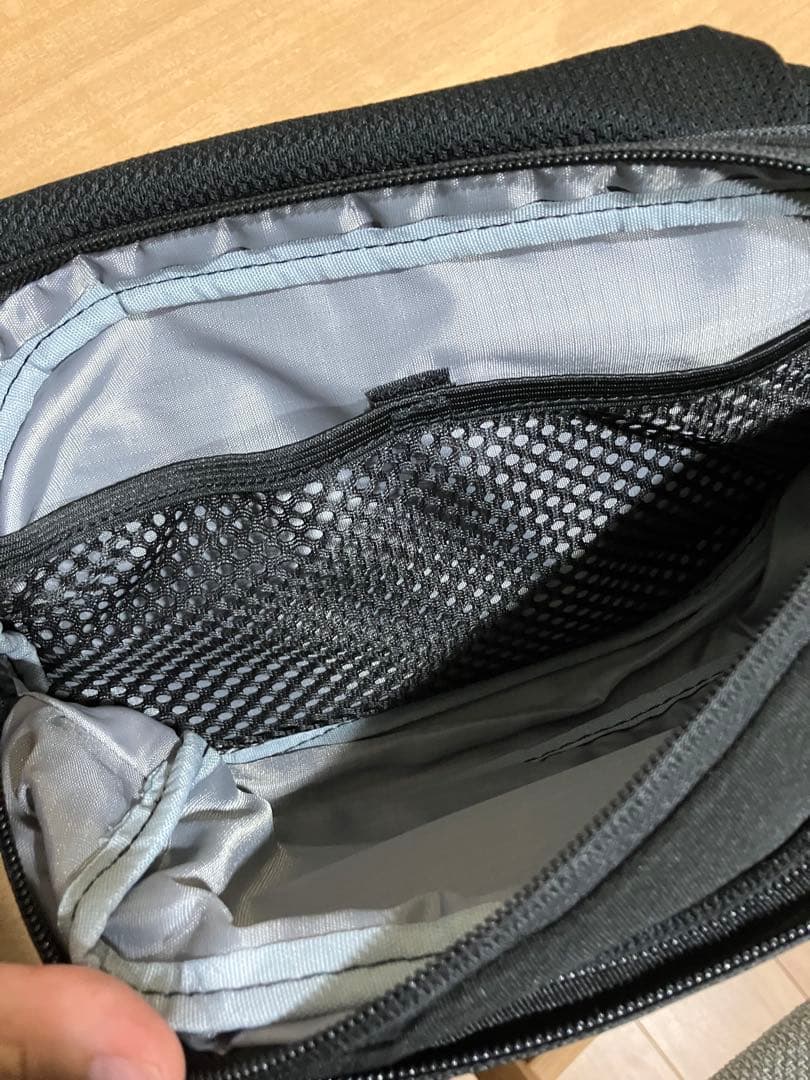 最終値下げ　POMULU ヒップシート 黒