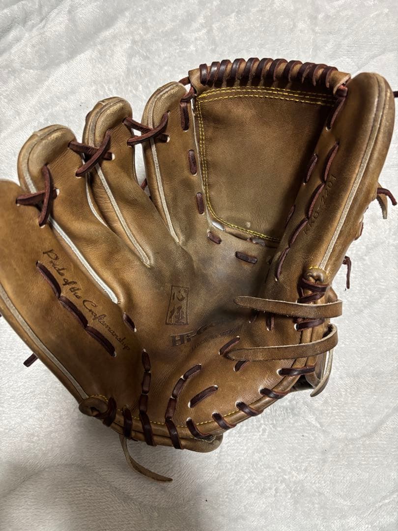 左投げ硬式用グローブハイゴールド