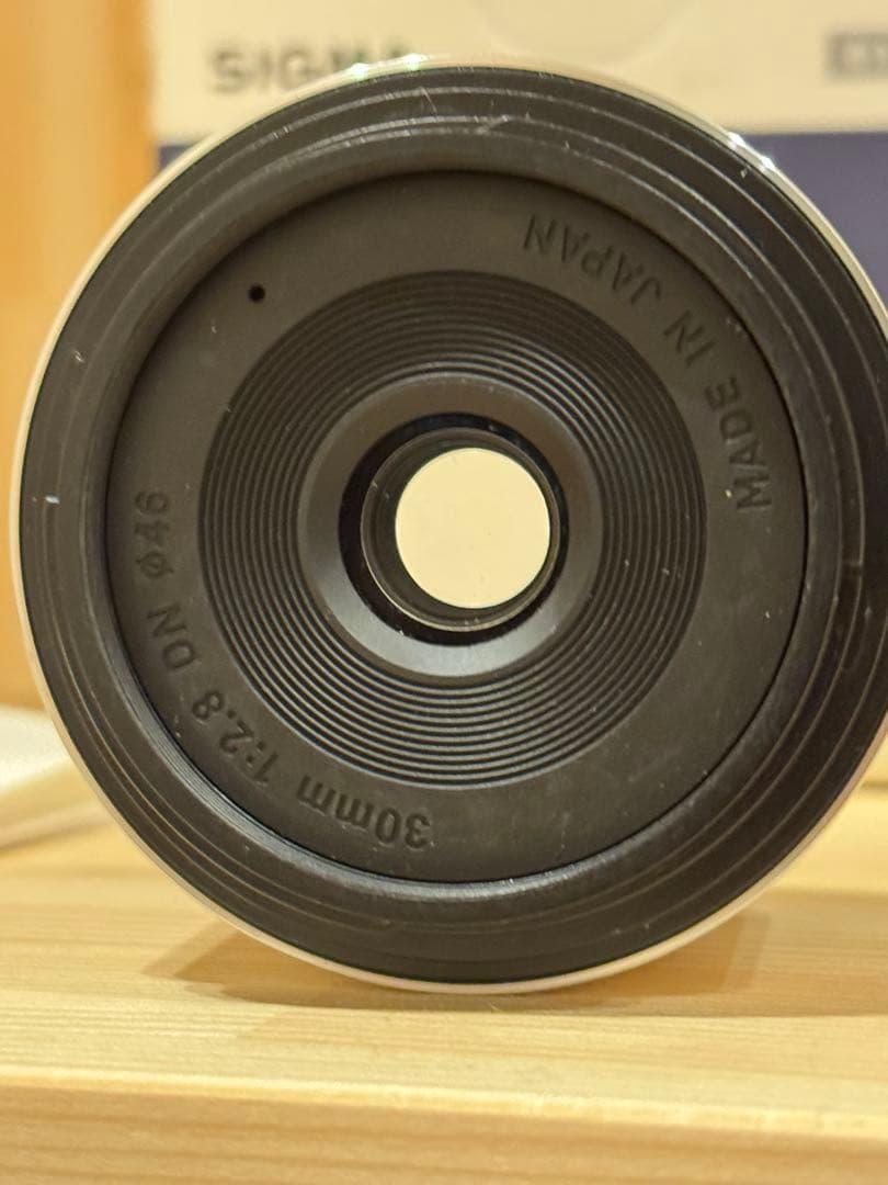 SIGMA 30mm F2.8 DN レンズ