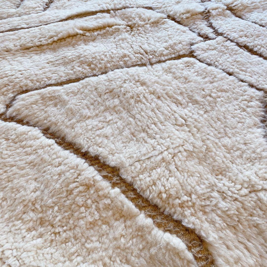 モロッコベニワレンBeniourainラグ 約110〜113×150〜155cm