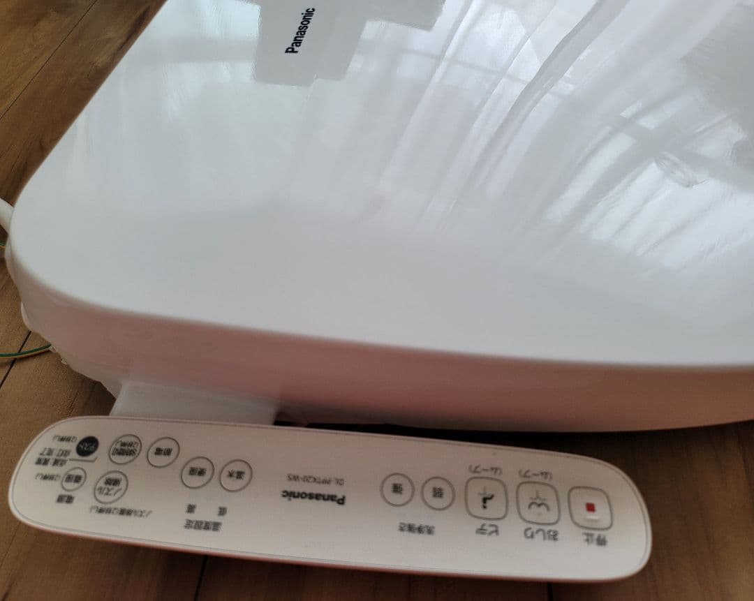 【美品定価4万】パナソニック DL-PRTK20 温水洗浄便座ビューティ・トイレ