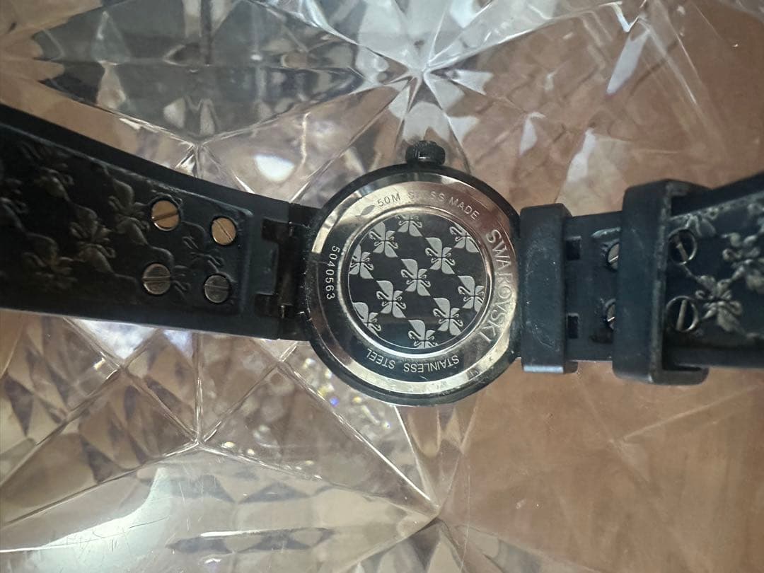 スワロフスキー装飾 ブラックラバーバンド時計