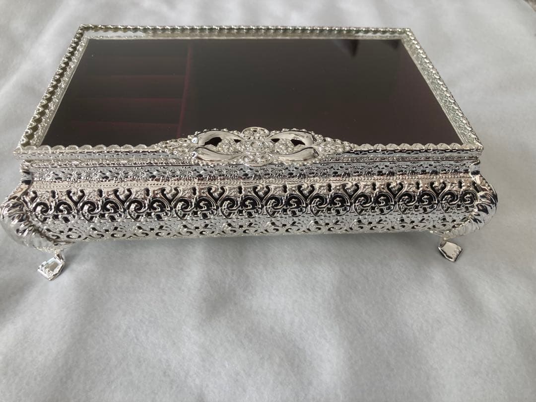 アンティーク調ジュエリーボックス