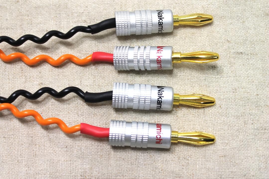 BELDENベルデン 9497 4ｍ2本　 高品質ナカミチ金プラグ付！