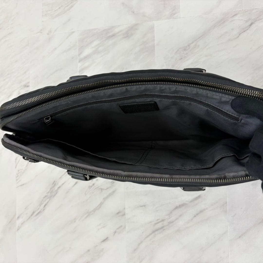 TUMI ビジネスバッグ Harrison シカモア スリム 極美品