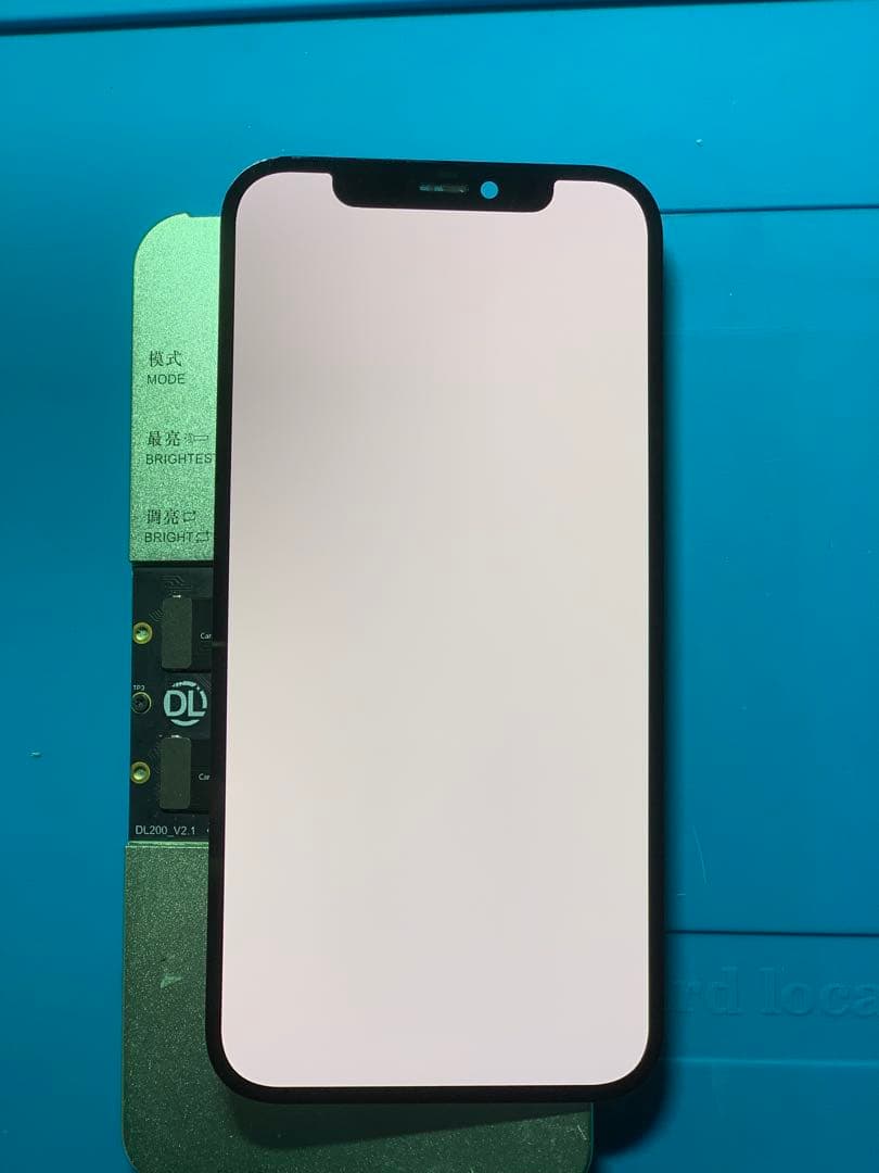 iPhone 12pro純正再生パネル 12p−117