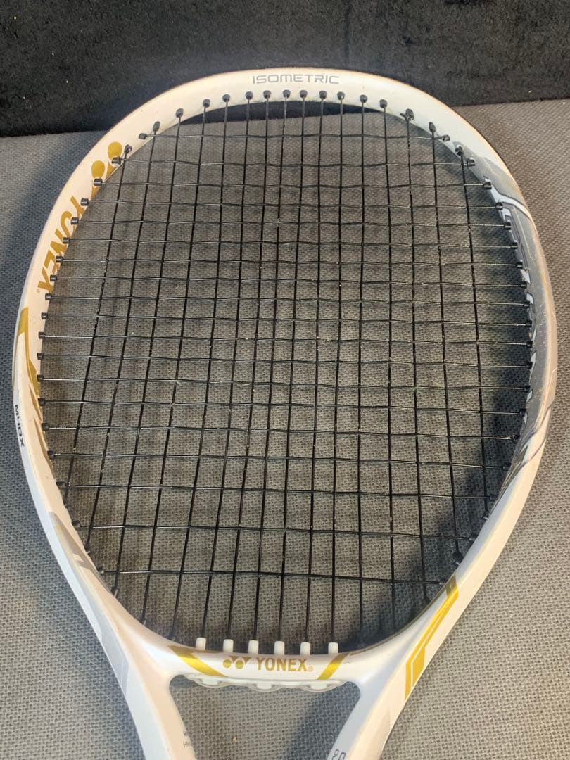 YONEX VCORE 100 テニスラケット 305g