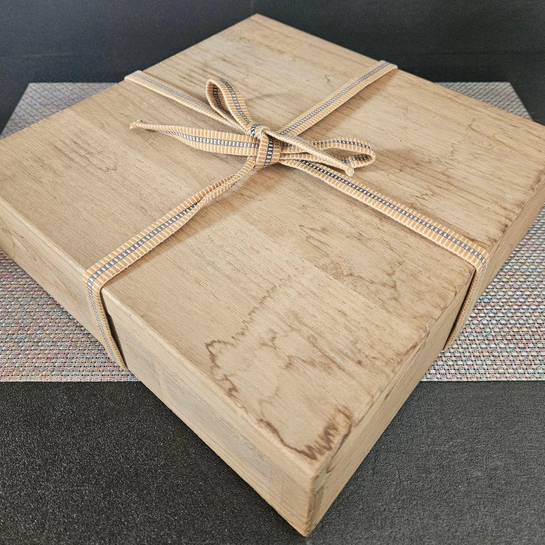 名品❗】 江戸時代後期　後期鍋島　藍鍋島　花に唐草文　径約20.9cm　櫛高台皿