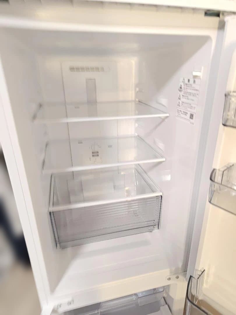 シャープ SHARP 冷蔵庫(幅49.5cm) SJ-D18H-W 179L