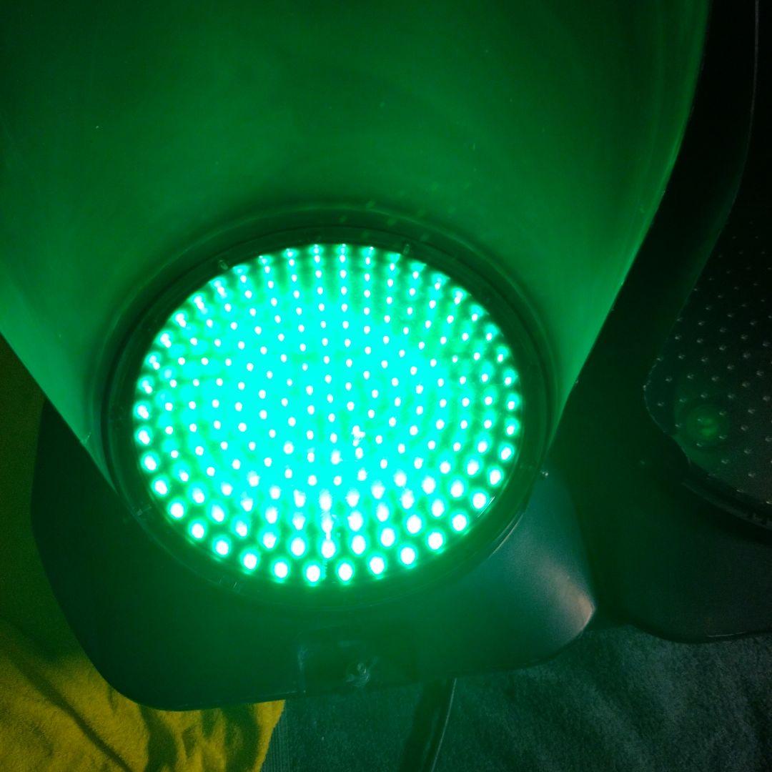 はな　信号機本物小糸工業製の車両信号機LED