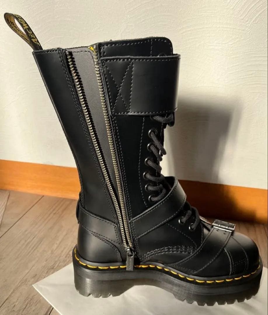 Dr.Martens 1914 QUAD 14ホールブーツ