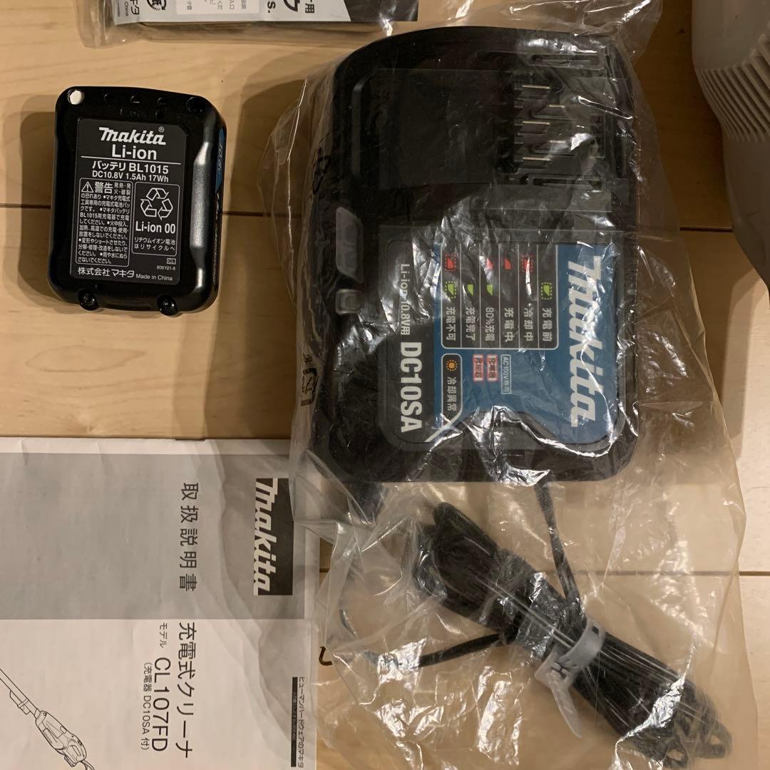 Makita スティッククリーナー 本体 CL107FD