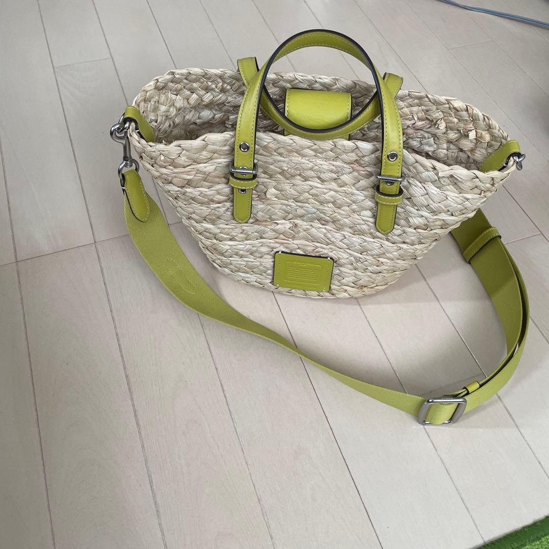 COACH コーチのかごバッグ ベージュ/ライム