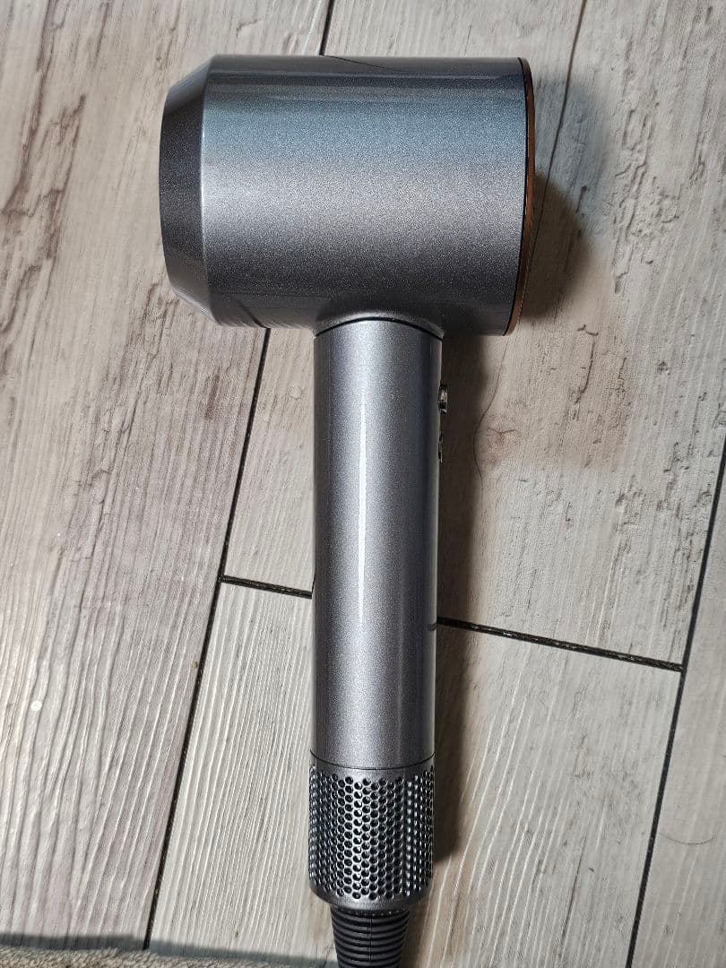 圧倒的最安　保証付　ダイソン　メンテナンス済　dyson 最新hd15　コッパー