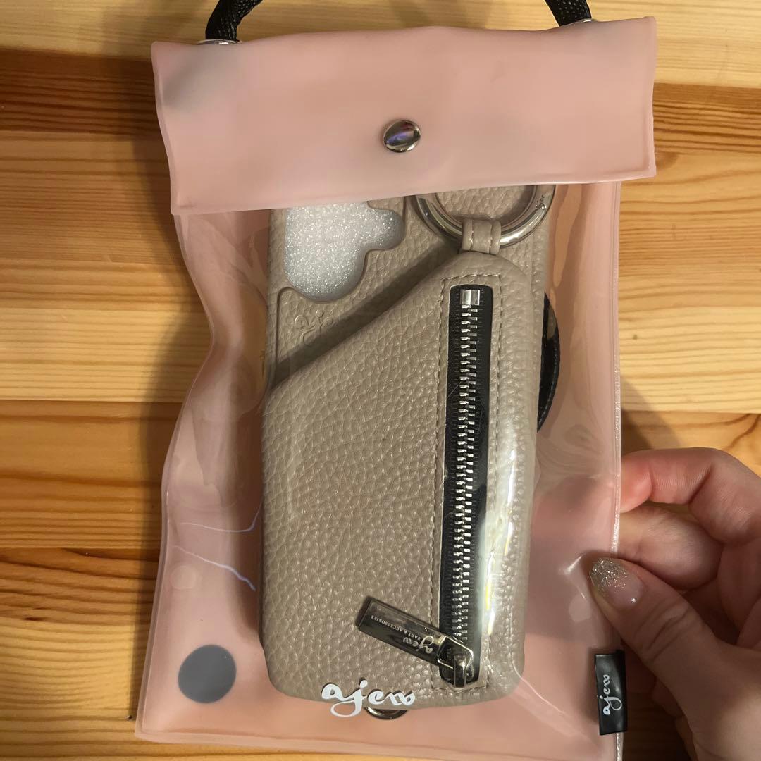 ajew iPhone 16 スマホケース　ベージュ