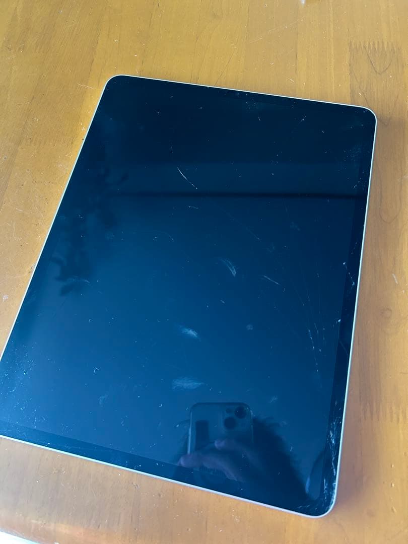 iPad Pro 12.9inch 第6世代 中古品割れ