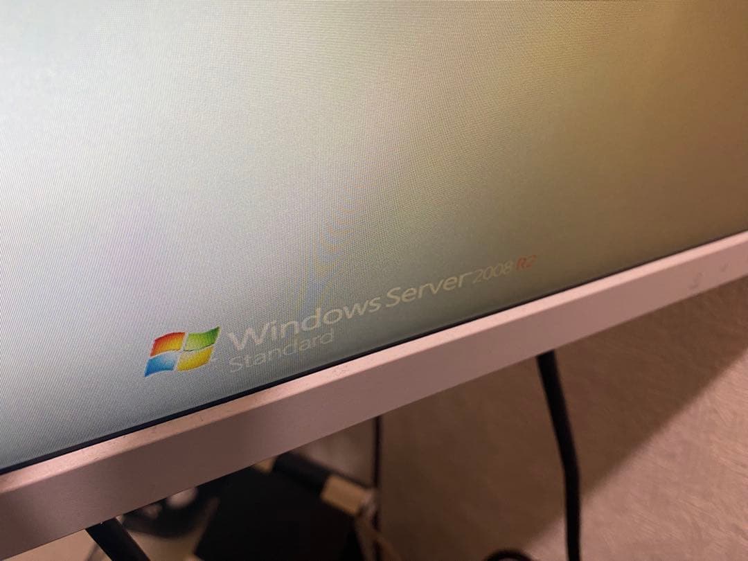 DELL PowerEdge T320 Xeon　OSあり