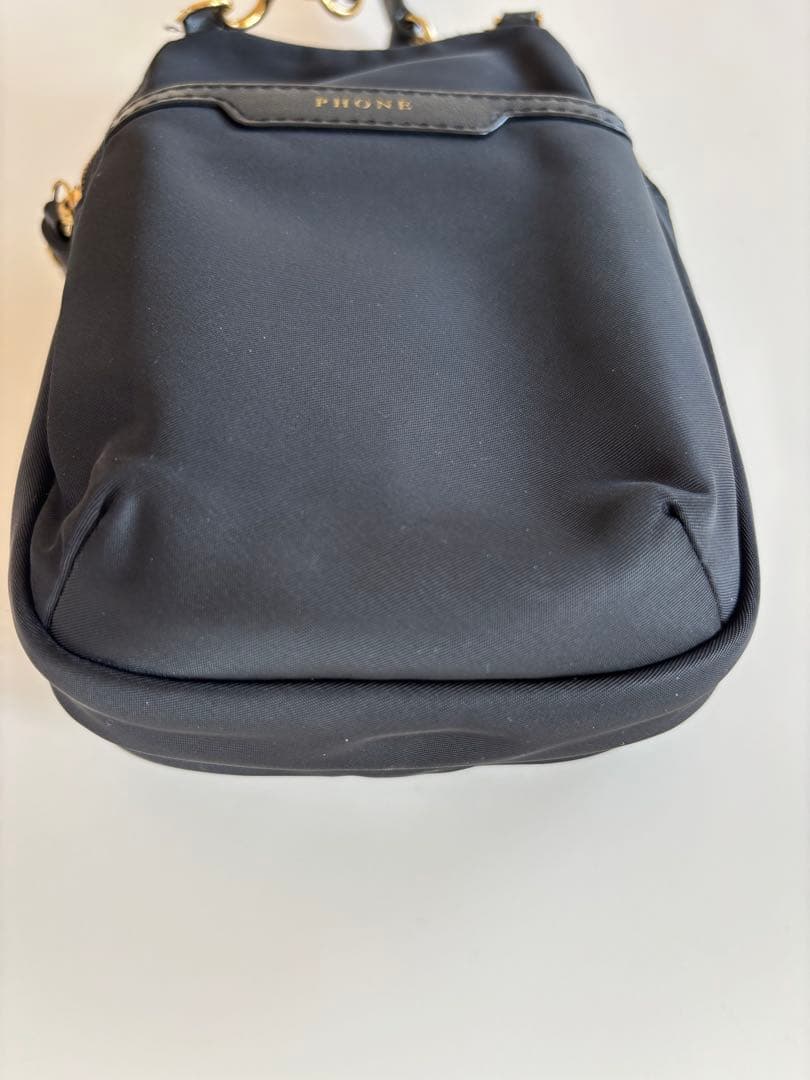 アニヤハインドマーチ ショルダーバッグ エッセンシャルズ クロスボディ