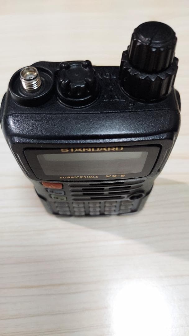 Yaesu VX-6 中古